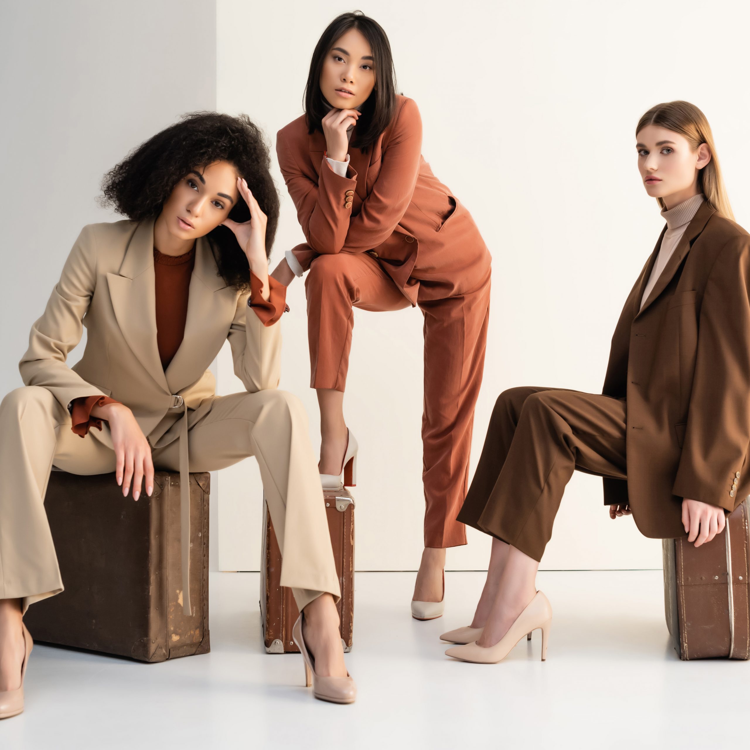 Lumiq Dubai media and marketing agancy photography videography